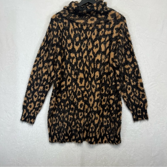 Show Me Your MuMu Fatima Turtleneck - Picture 5 of 9